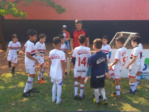 Escola do São Paulo FC Palmas brilha em amistosos contra o FlaPorto