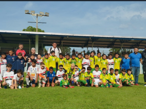 Goeber Maia pontua alguns talentos avaliados na Escola SPFC Palmas