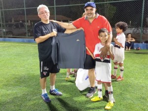 Escola SPFC presta homenagem ao Dia dos Pais