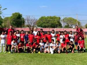 Escola do São Paulo FC Palmas brilha em amistosos contra o FlaPorto