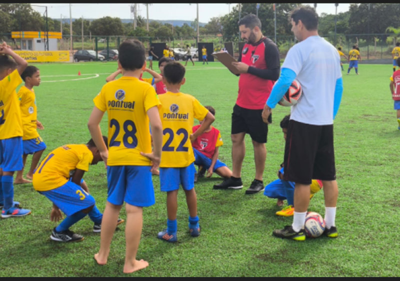 Mais de 80 crianças participam de seletiva da Escola do SPFC Palmas